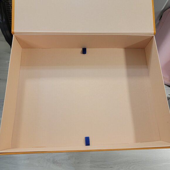 Louis Vuitton Large empty storage box - Picture 5 of 7